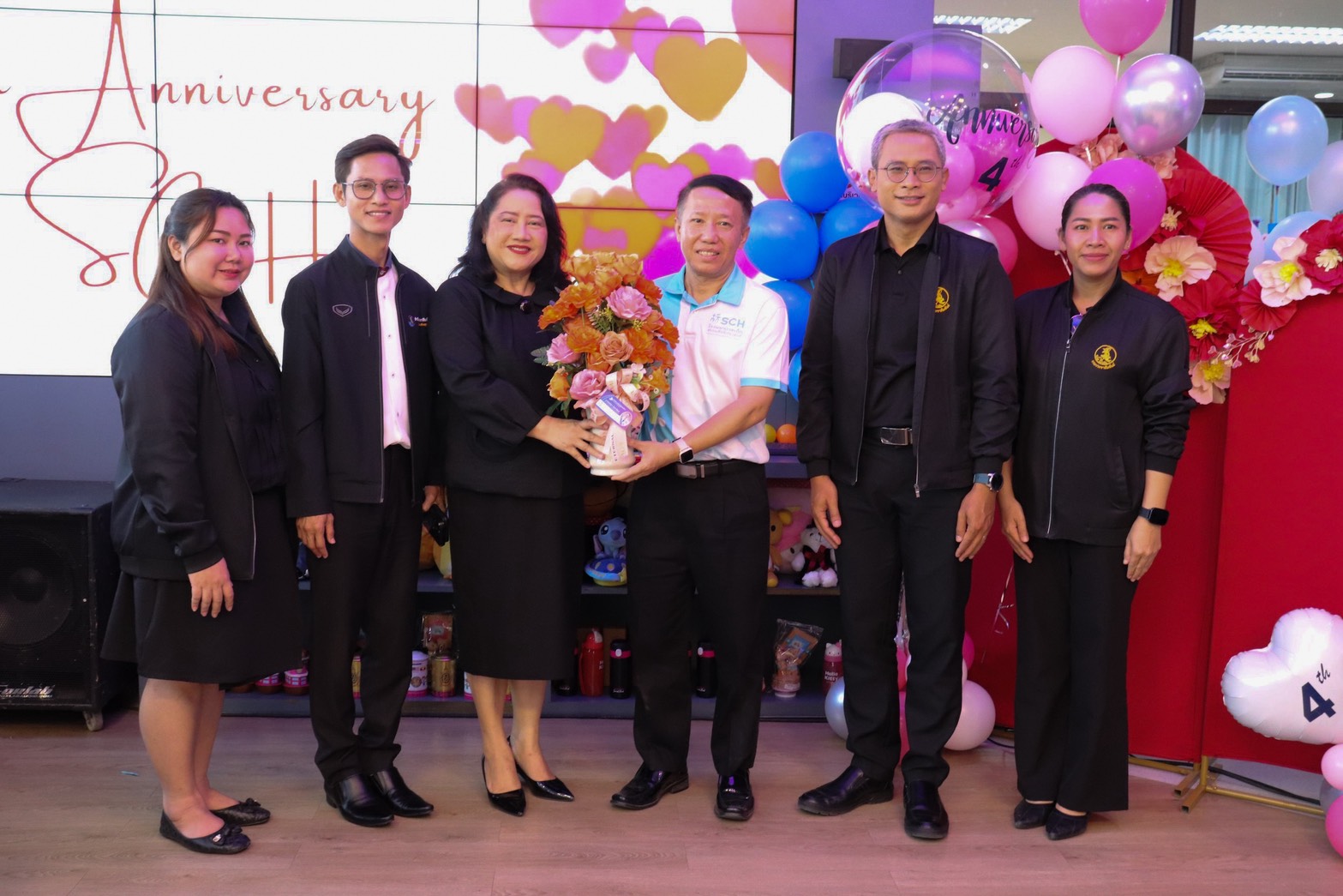 ✨ ผอ.สปท.2 นำคณะผู้บริหาร ร่วมแสดงความยินดี รพ.เด็กสรรพสิทธิประสงค์ ครบรอบ 4 ปี