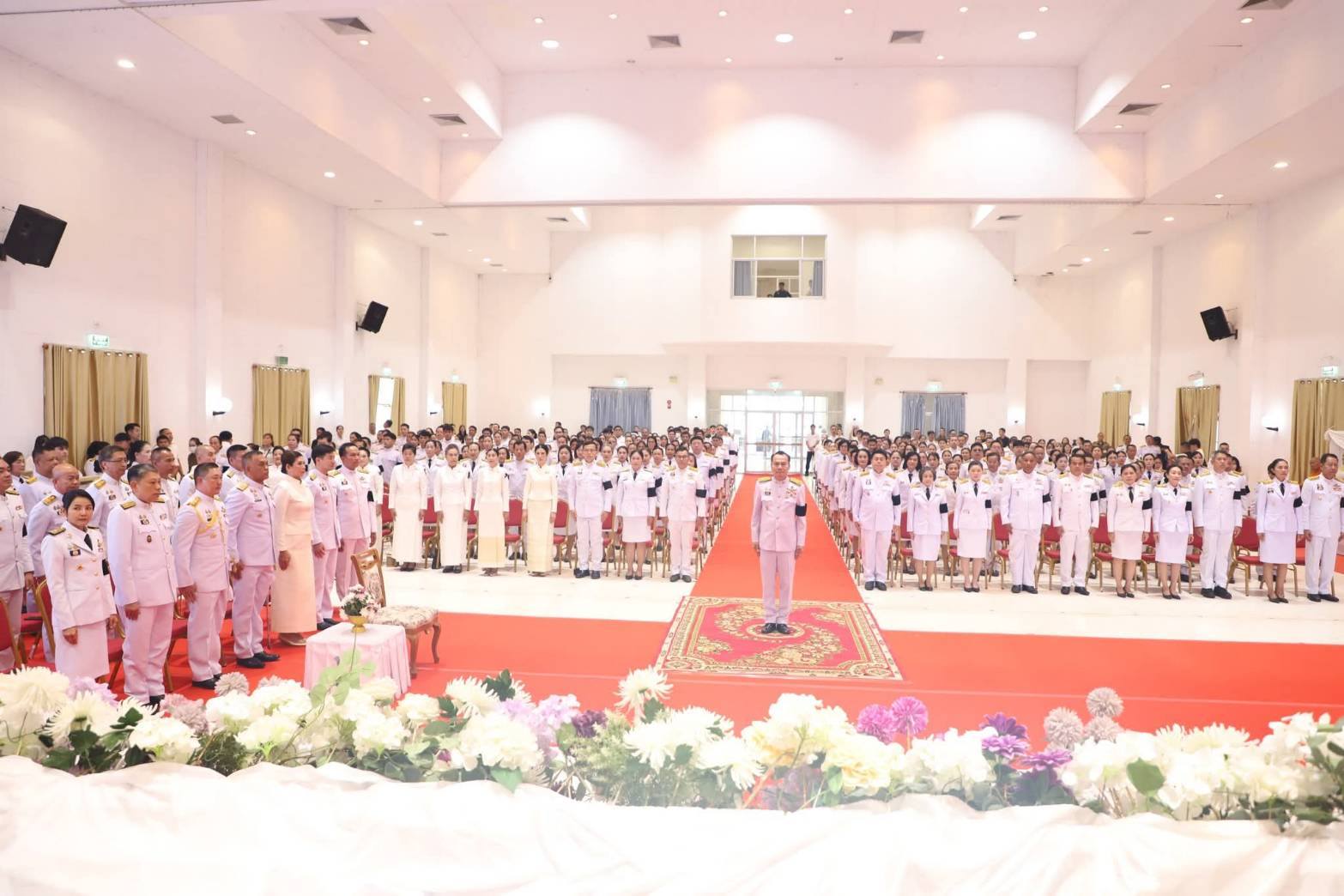✨️ สำนักงานประชาสัมพันธ์ที่ 2 ร่วมพิธีเจริญพระพุทธมนต์และทำบุญตักบาตร ถวายพระราชกุศลเฉลิมพระเกียรติสมเด็จพระนางเจ้าฯ พระบรมราชินี เนื่องในวันเฉลิมพระชนมพรรษา 3 มิถุนายน 2569