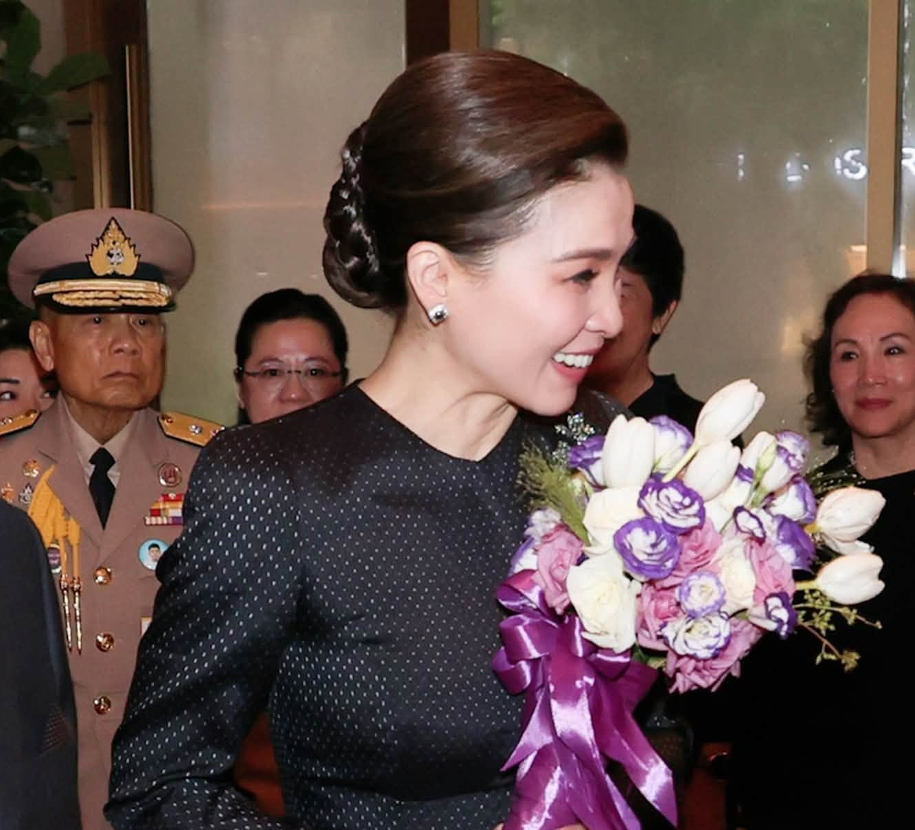 Queen Suthida's First Look in Vietnam